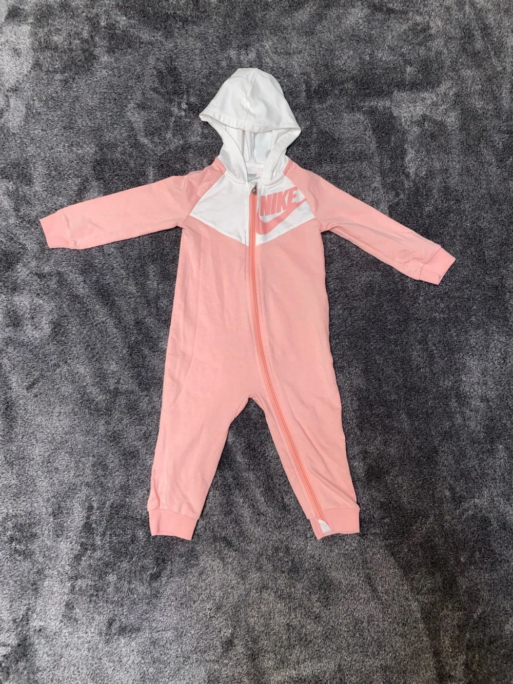 Nike 24M Girls Hooded Bodysuit Like New One-Piece Outfit